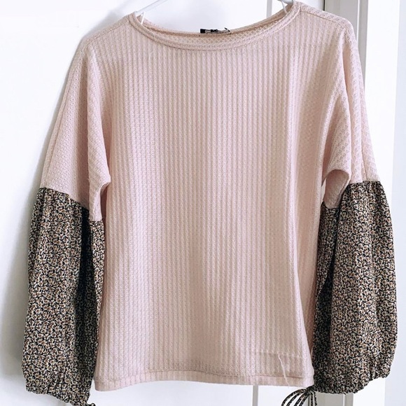 Roolee top, pink with colorful floral sleeves, size small, long-sleeve - Picture 1 of 1